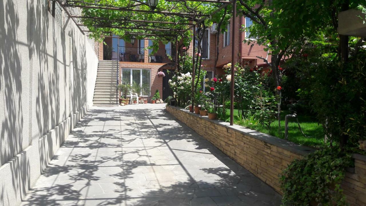 Green Garden Tbilisi Exterior foto